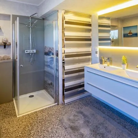 Ferienwohnung-meeresrauschen-|-hilgenriedersiel-nordsee شقة *
